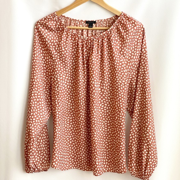 Ann Taylor Terracotta and White Patterned Blouse - Picture 2 of 6